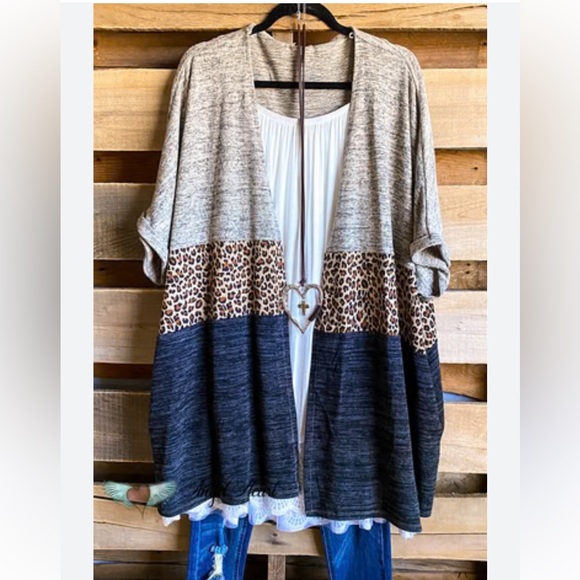 Umgee Color Block Open Cardigan - Picture 2 of 4